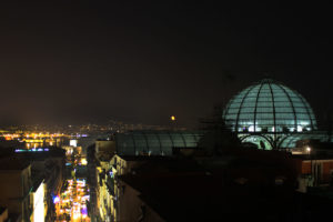 Vista di Napoli di notte con Cupola Galleria Umbero I