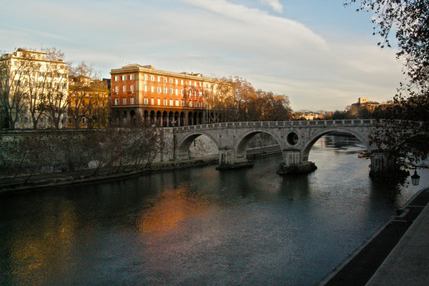 Roma Tevere Ponte Sisto