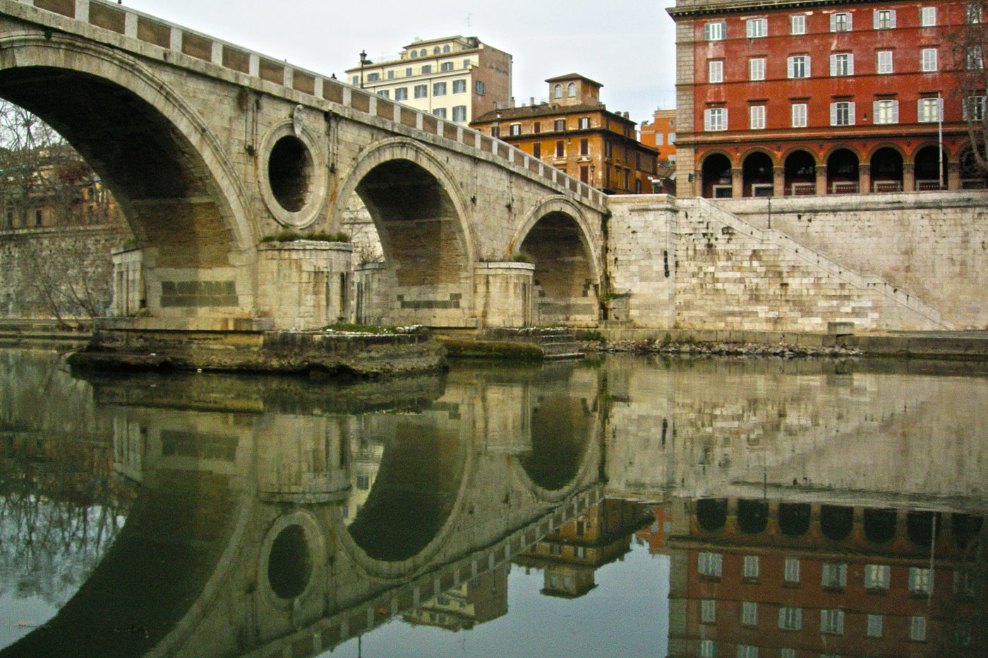 Roma Tevere Ponte Sisto