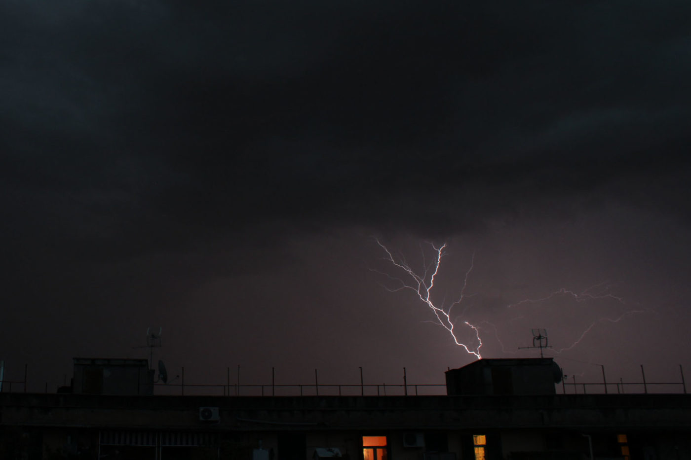 Roma di Notte lampi fulmini