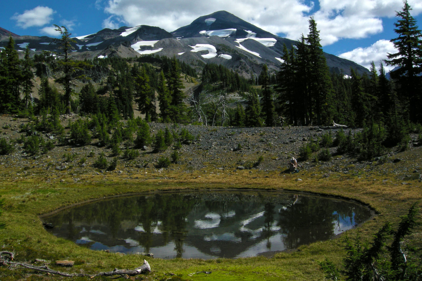 Trekking In Oregon - laghetto Three Sisters