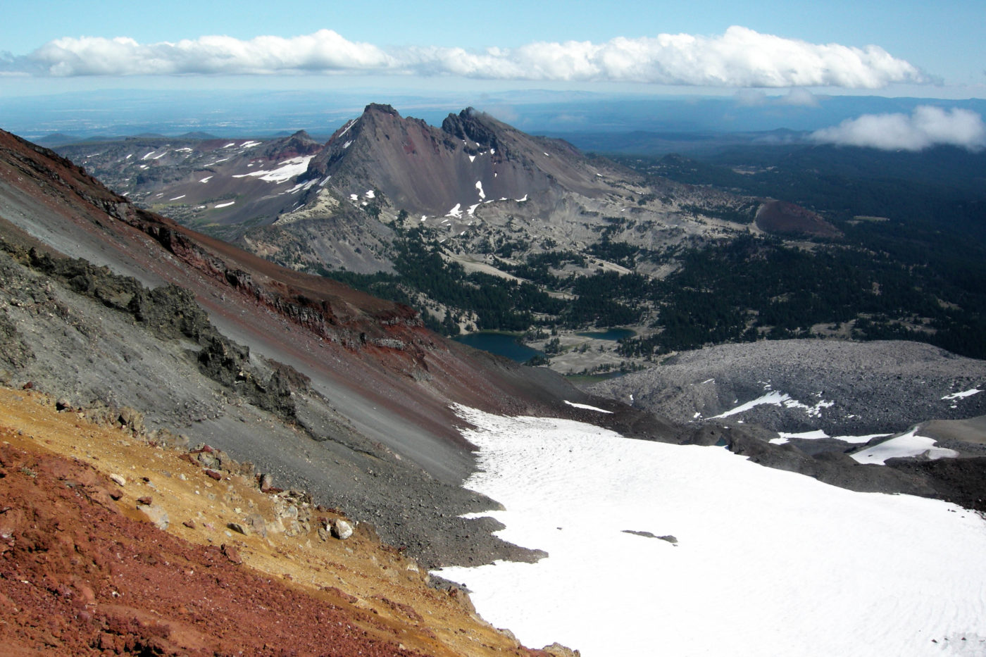 Trekking In Oregon - Three Sisters South sister