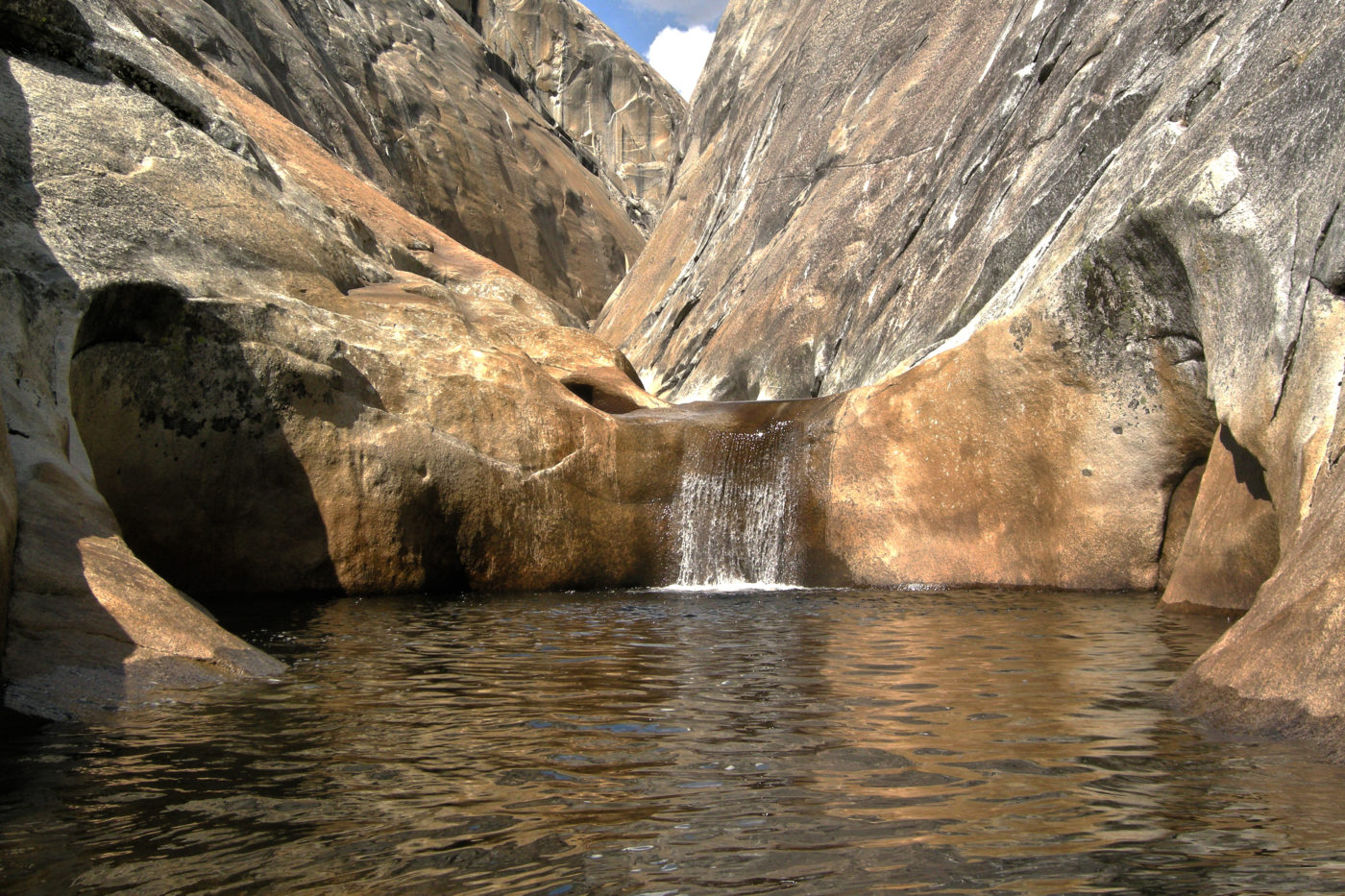 Cascata Lago Granito Trekking Yosemite California